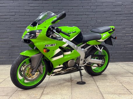 2002 Kawasaki ZX-6R Ninja, зелёный, 455000 рублей, вид 2