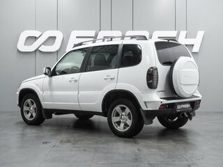 2018 Chevrolet Niva I Рестайлинг, белый, 899000 рублей, вид 2