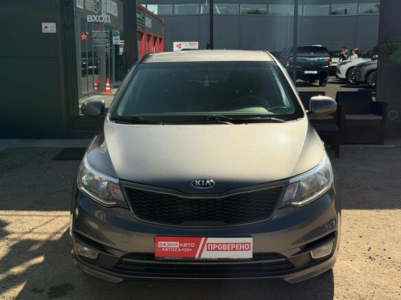 2016 Kia Rio III Рестайлинг, серый, 1050000 рублей - вид 4