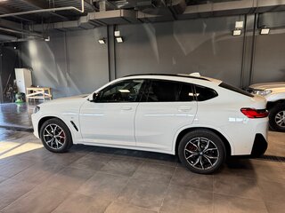 2022 BMW X4 20i II (G02) Рестайлинг, белый, 6300000 рублей, вид 4