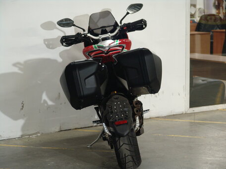 2015 MV Agusta Turismo Veloce 800, красный, 905000 рублей, вид 5