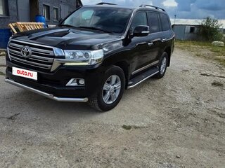 2015 Toyota Land Cruiser 200 Series Рестайлинг 2, чёрный, 5000000 рублей, вид 1