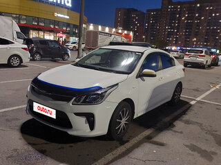 2017 Kia Rio IV, белый, 550000 рублей, вид 2