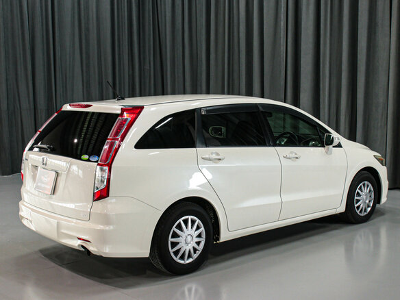 2009 Honda Stream II Рестайлинг, белый, 1220000 рублей - вид 7