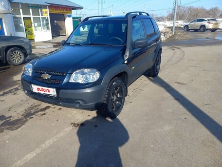 2018 Chevrolet Niva I Рестайлинг, чёрный, 860000 рублей, вид 2