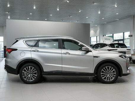 2026 Jetour X70+ I Рестайлинг, белый, 3068010 рублей, вид 4