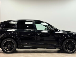 2021 Audi Q7 45 TDI II (4M) Рестайлинг, чёрный, 6100000 рублей, вид 5