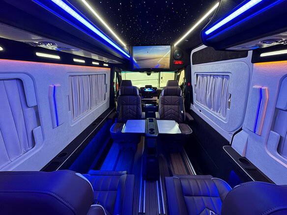 2026 Mercedes-Benz Sprinter, чёрный, 27990000 рублей - вид 19