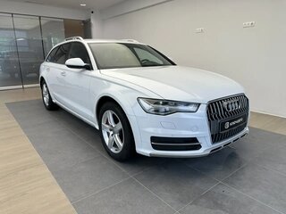2016 Audi A6 allroad III (C7) Рестайлинг, белый, 2790000 рублей, вид 2