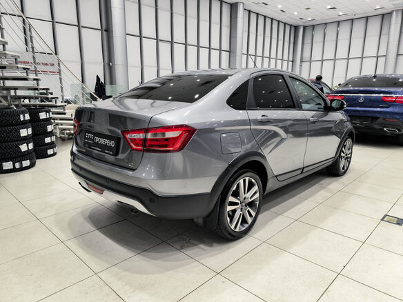 2018 Lada (ВАЗ) Vesta Cross I, серый, 820000 рублей - вид 4