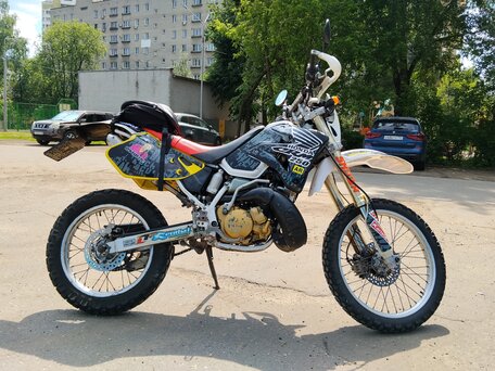 1997 Honda CRM 250, белый, 275000 рублей, вид 3