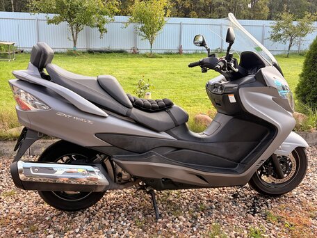 2016 Suzuki Burgman (SkyWave) 400, серебристый, 400000 рублей, вид 4