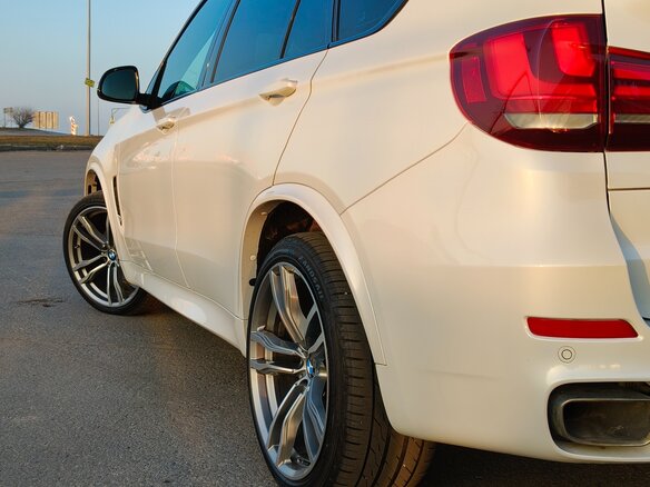 2018 BMW X5 30d III (F15), белый, 4900000 рублей - вид 11