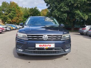 2017 Volkswagen Tiguan II, синий, 2350000 рублей, вид 2