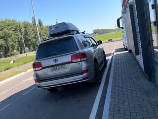 2008 Toyota Land Cruiser 200 Series, серебристый, 3000000 рублей, вид 2