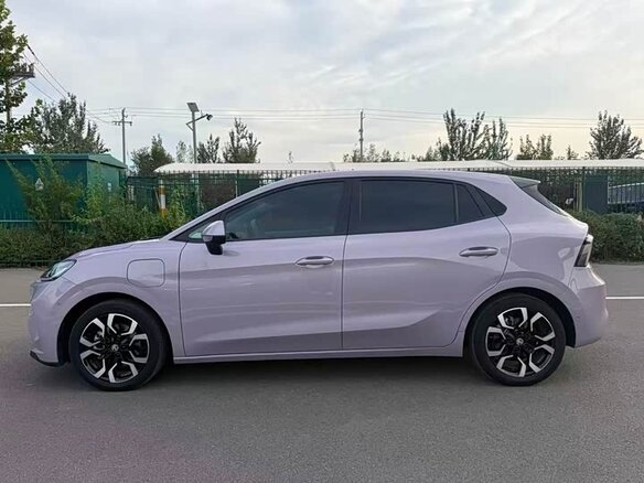 2026 MG 4 EV 53.95 kWh II, фиолетовый, 1900000 рублей - вид 7