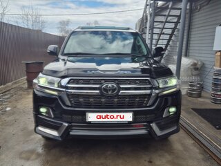 2019 Toyota Land Cruiser 200 Series Рестайлинг 2, чёрный, 6450000 рублей, вид 1