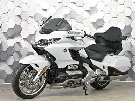 2018 Honda GL 1800 Gold Wing, белый, 2590000 рублей, вид 2