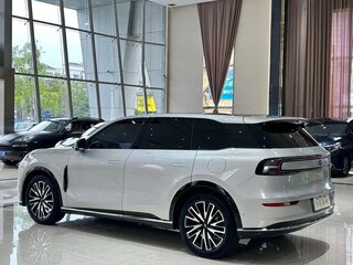 2025 Changan Qiyuan Q07 31.7 kWh, серебристый, 3425000 рублей, вид 2