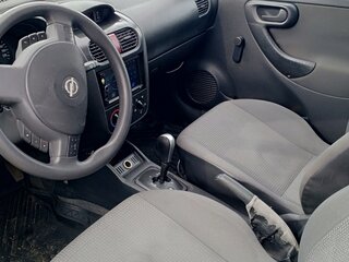 2002 Opel Corsa C, зелёный, 210000 рублей, вид 4