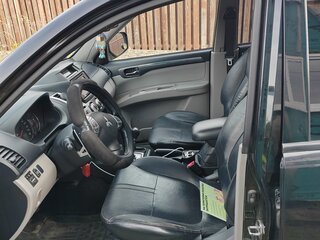 2015 Mitsubishi Pajero Sport II Рестайлинг, чёрный, 2180000 рублей, вид 4