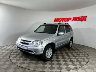 2018 Chevrolet Niva I Рестайлинг, серый, 676000 рублей, вид 1