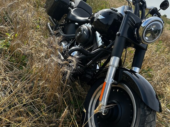 2010 Harley-Davidson Fat Boy, чёрный, 999000 рублей - вид 11