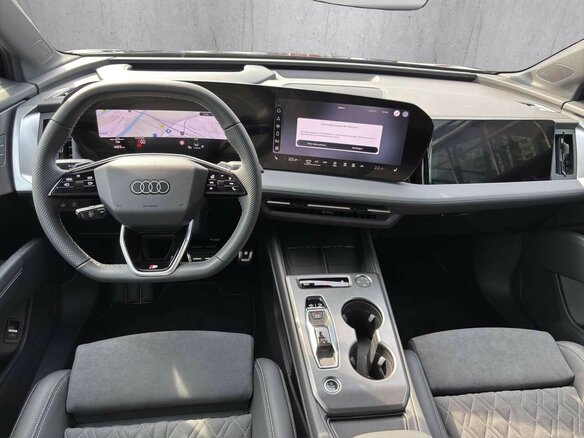 2026 Audi Q4 e-tron I Рестайлинг, чёрный, 7120000 рублей - вид 9