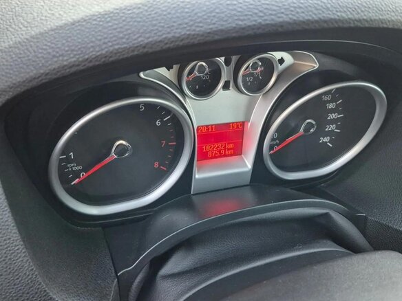 2009 Ford C-MAX I Рестайлинг, чёрный - вид 14