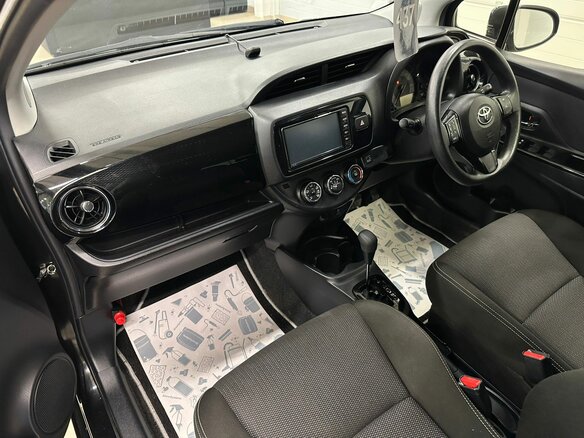 2019 Toyota Vitz III (XP130) Рестайлинг, чёрный, 1199000 рублей - вид 13