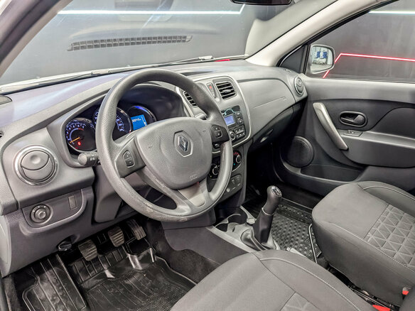 2018 Renault Sandero Stepway II Рестайлинг, белый - вид 15