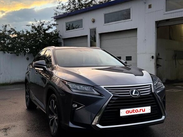 2018 Lexus RX 300 IV, серый, 3800000 рублей - вид 1