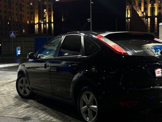 2010 Ford Focus II Рестайлинг, чёрный, 649000 рублей, вид 4