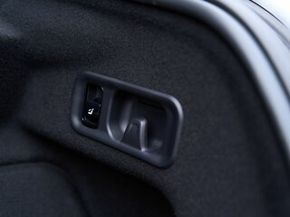 2025 Mercedes-Benz E-Класс 300 VI (W214, S214), чёрный, 8699900 рублей, вид 5