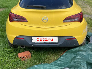 2013 Opel Astra GTC J Рестайлинг, жёлтый, 550000 рублей, вид 3