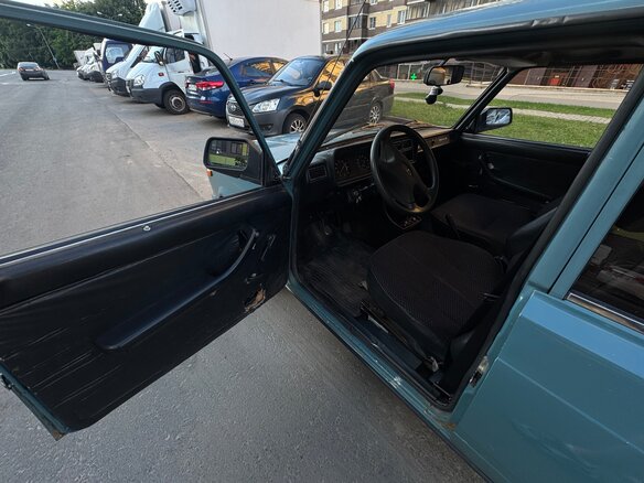 2005 Lada (ВАЗ) 2107, серый, 95000 рублей - вид 6
