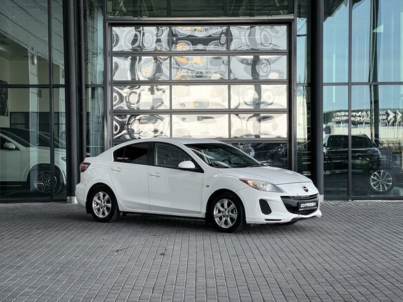 2011 Mazda 3 II (BL), белый, 675000 рублей
