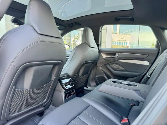 2026 Audi A6 VI (C9), чёрный, 8600000 рублей - вид 9