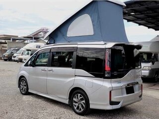 2017 Honda Stepwgn Spada V, серебристый, 1420000 рублей, вид 5