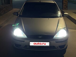 2004 Ford Focus I Рестайлинг, серебристый, 390000 рублей, вид 3