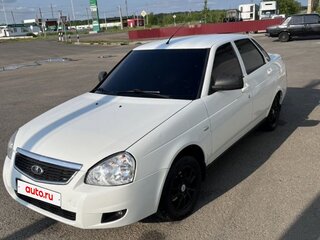 2017 Lada (ВАЗ) Priora I Рестайлинг, белый, 700000 рублей, вид 1