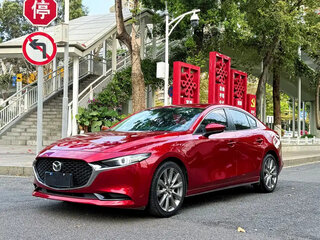 2023 Mazda 3 Axela IV (BP), красный, 1430123 рублей, вид 1