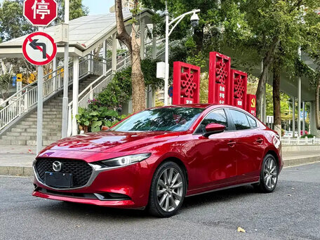 Mazda 3 IV (BP)