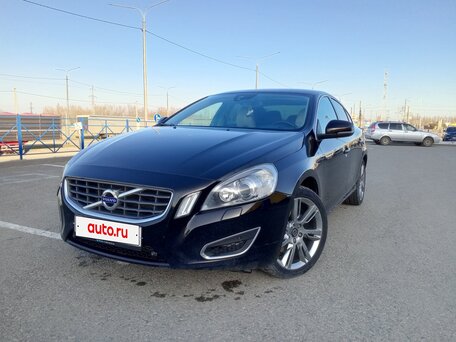 2013 Volvo S60 II, коричневый, 1090000 рублей, вид 1