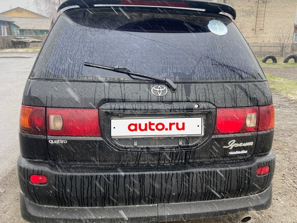 2000 Toyota Ipsum I (M10), чёрный - вид 1