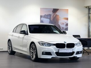2017 BMW 3 серии 320i xDrive VI (F3x) Рестайлинг, белый, 1930500 рублей, вид 3