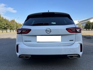 2019 Opel Insignia II, белый, 2390000 рублей, вид 4