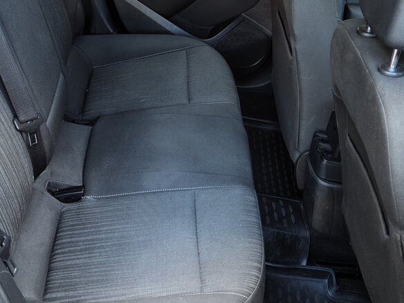 2011 Opel Astra J, красный, 750000 рублей - вид 11