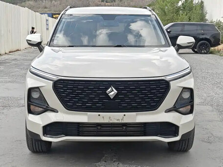 2021 Baojun RS-5, бежевый, 980000 рублей, вид 2