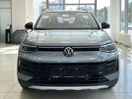 Volkswagen Tharu XR
